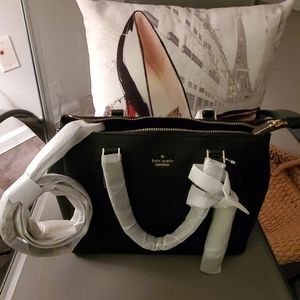 Kate spade pebble leather inside kate spade insign sold out gorgeous new